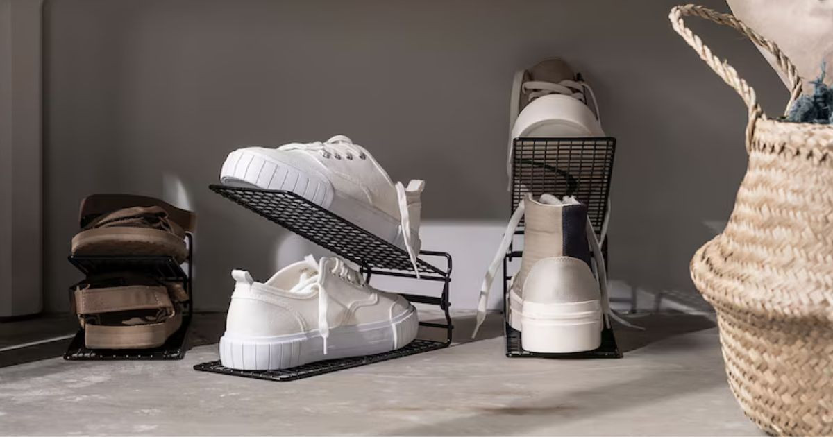 IKEA biedt een accessoire van € 3 aan dat de schoenenkast vervangt en uw ruimte optimaliseert.